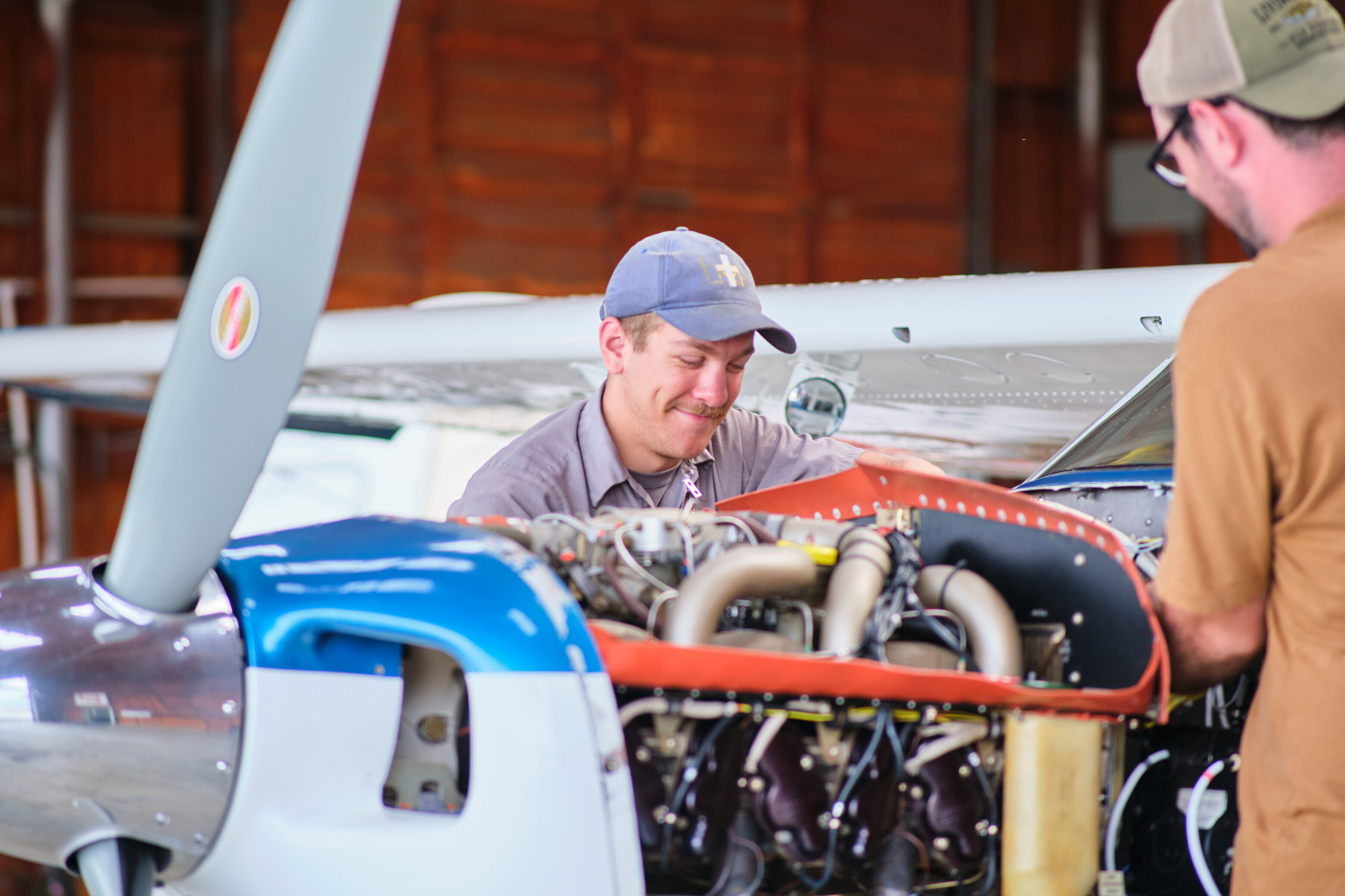 Airplane mechanic